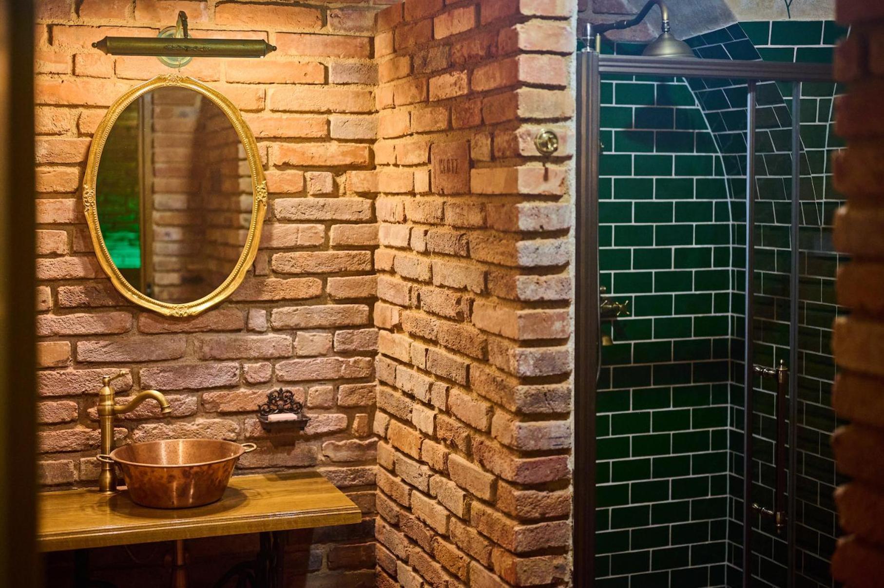 Spa Beerland - At The Golden Lamb プルゼニ エクステリア 写真
